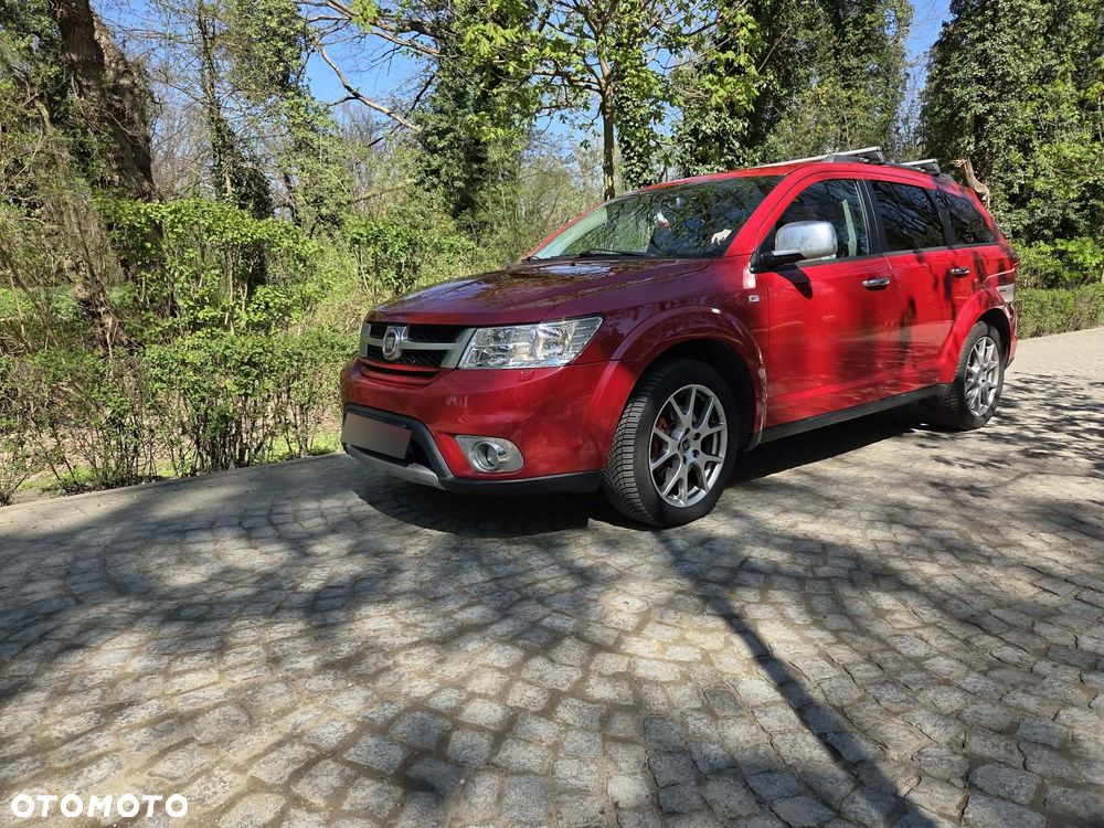 Fiat Freemont 2.0 Multijet 16V DPF Automatik Allrad Lounge - 2