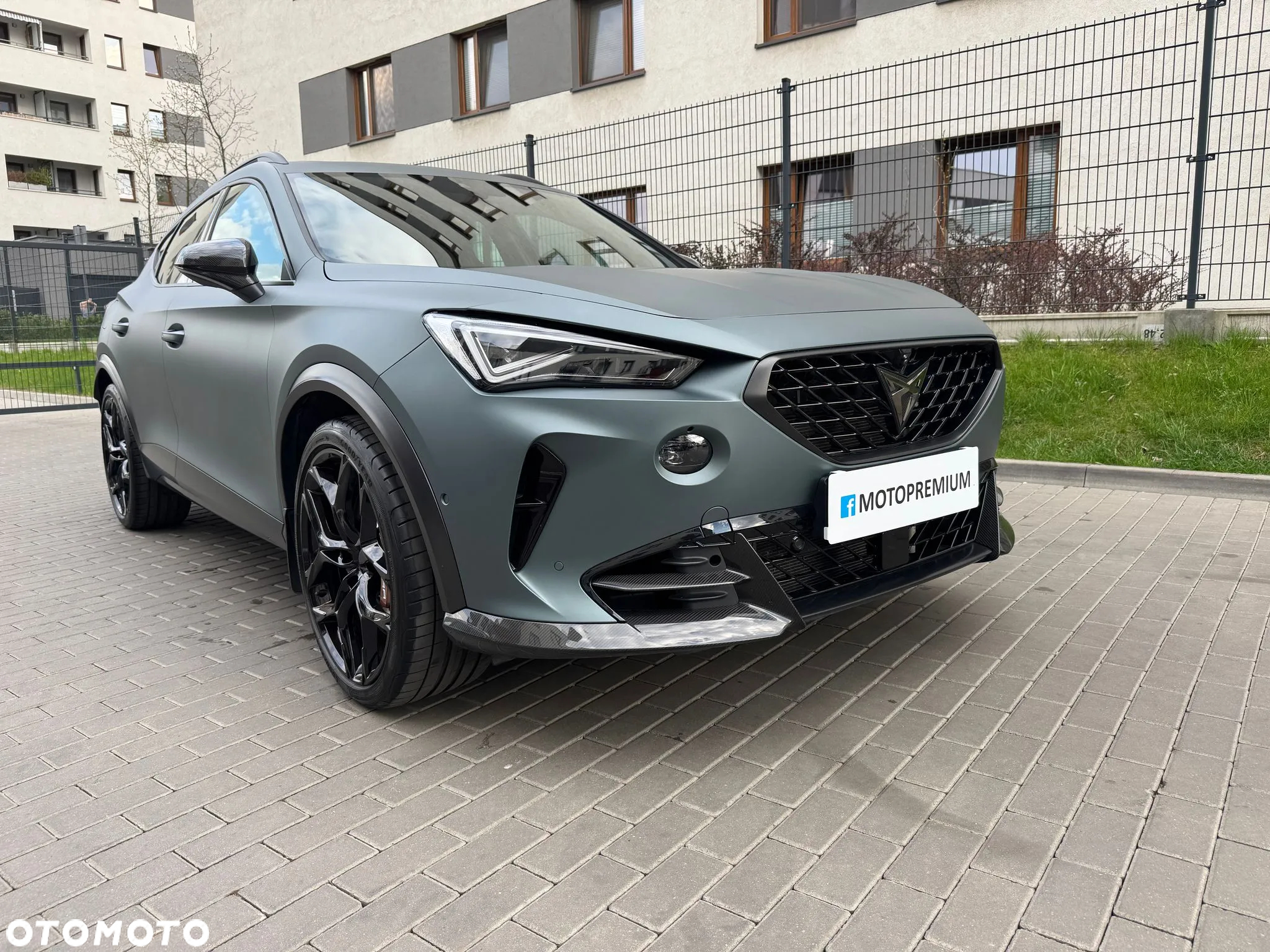 Cupra Formentor VZ5 2.5 TSI 4Drive DSG Enceladus Grey Matt Edition - 5