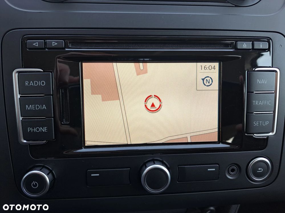 Volkswagen Touran 1.4 TSI Cross - 17