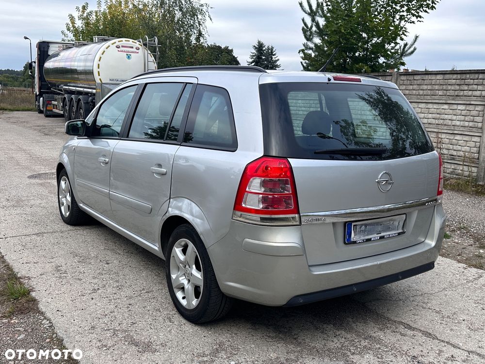 Opel Zafira - 6