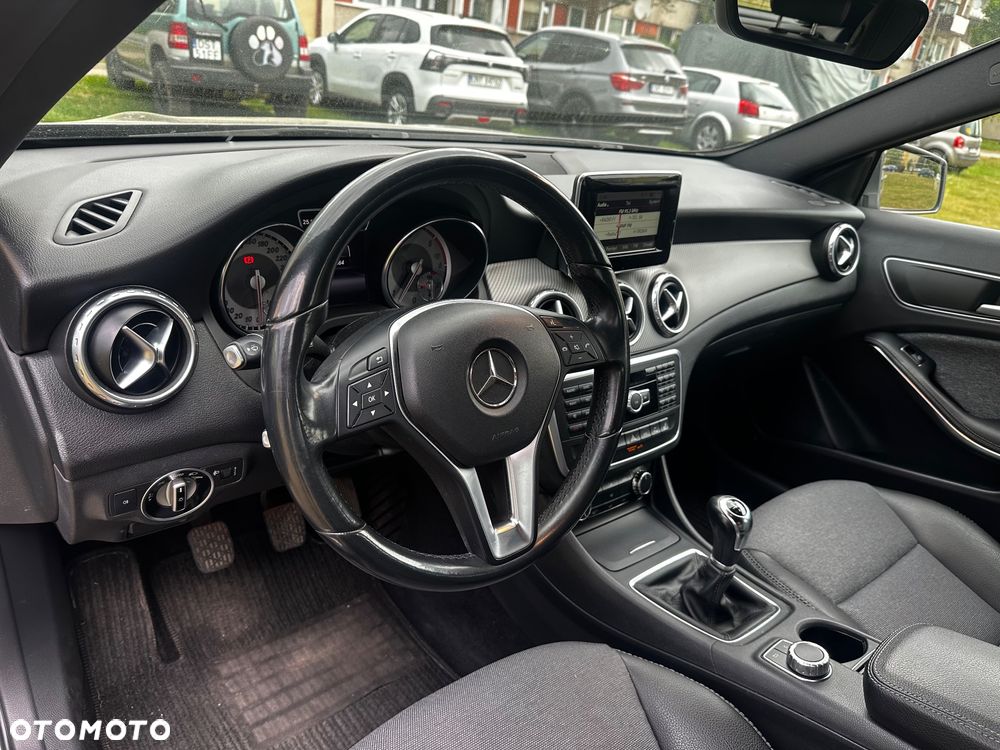 Mercedes-Benz GLA - 2