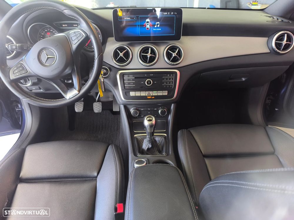 Mercedes-Benz CLA 180 - 15