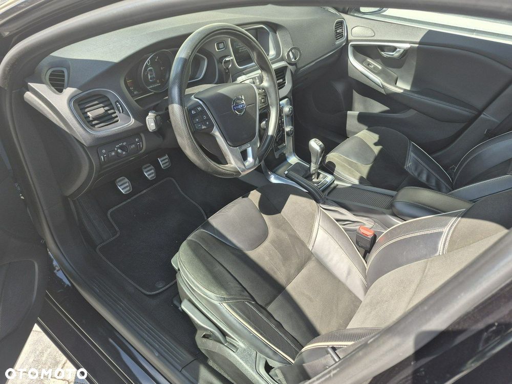 Volvo V40 - 13