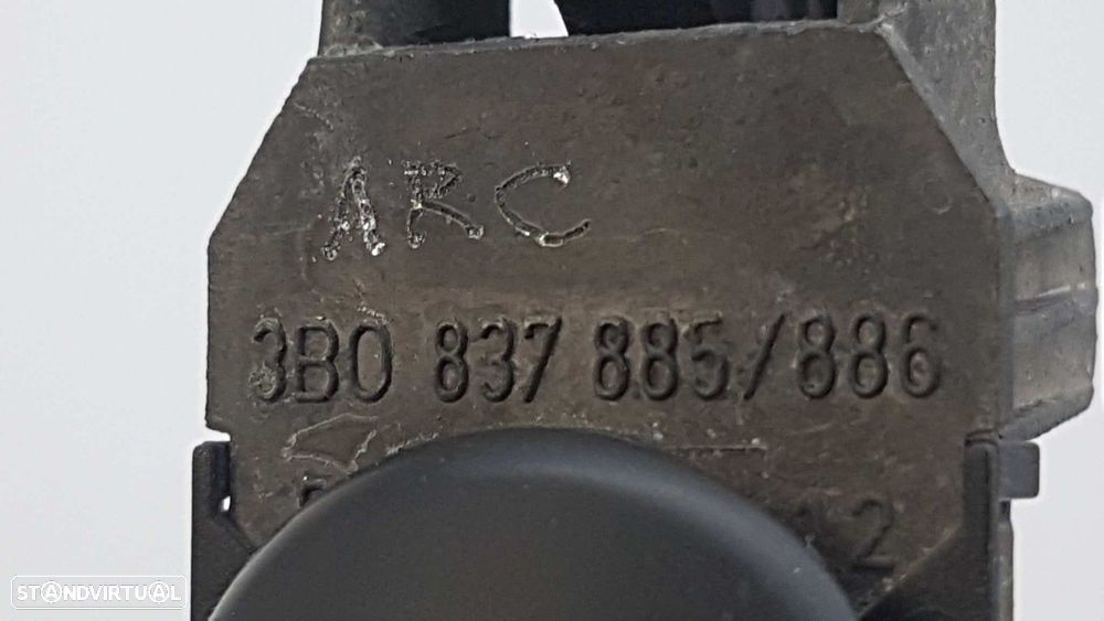 PUXADOR EXTERIOR FRENTE ESQUERDO SKODA OCTAVIA BERLINA (1U2) 1.9 TDI SLX - 2