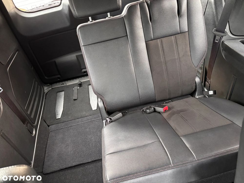 Dodge Grand Caravan 3.6 R/T - 31