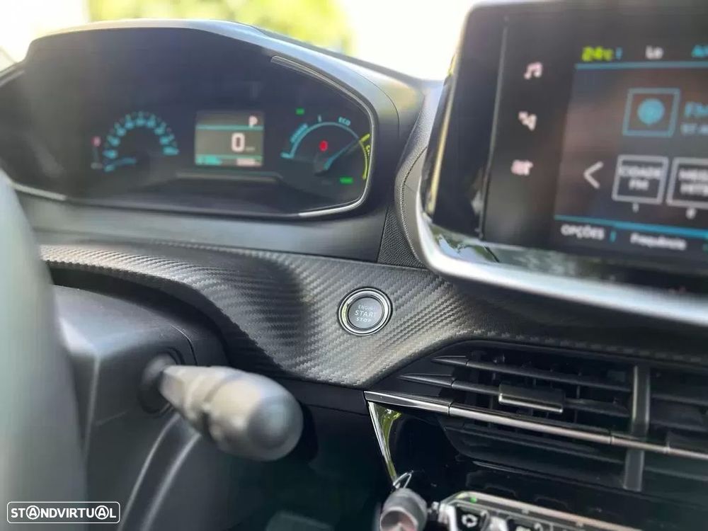 Peugeot e-2008 50 kWh Allure Pack - 39