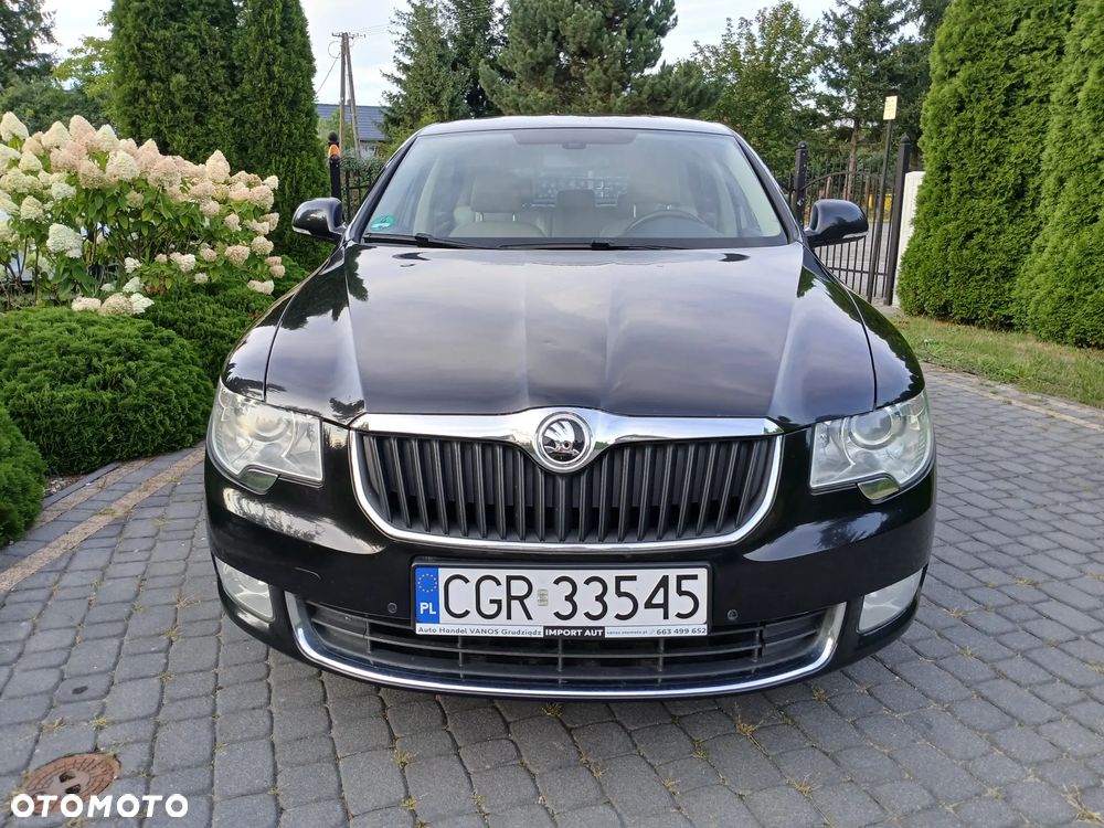 Skoda Superb 2.0 TDI Exclusive - 8
