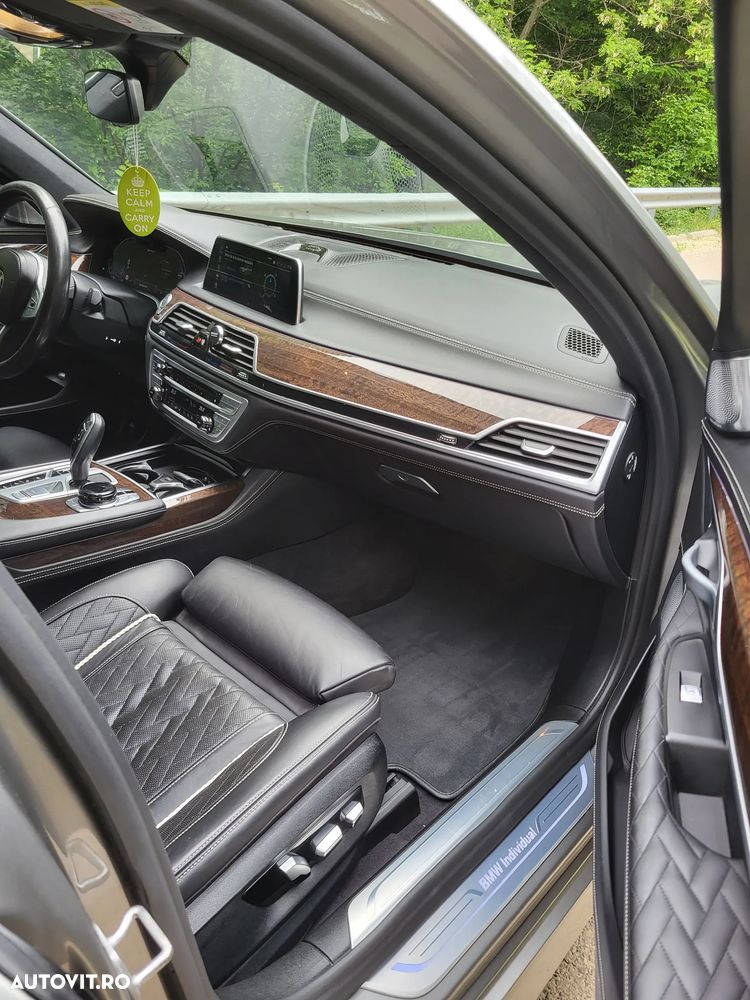 BMW Seria 7 - 20