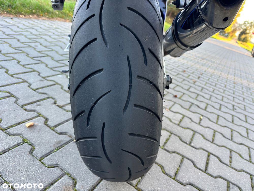 Suzuki GSX-R - 19