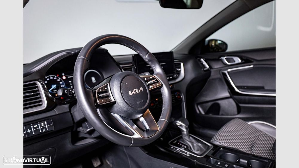 Kia XCeed 1.0 T-GDI Tech - 11