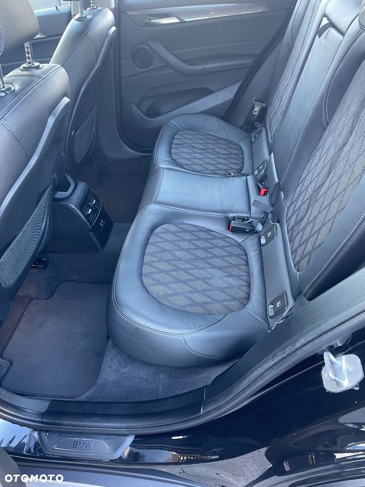 BMW X1 - 16
