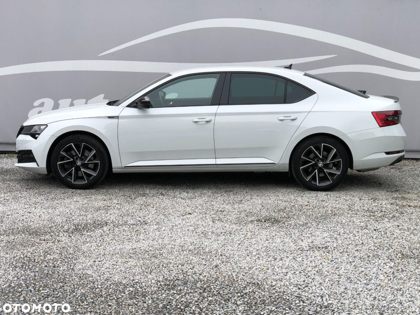 Skoda Superb - 25