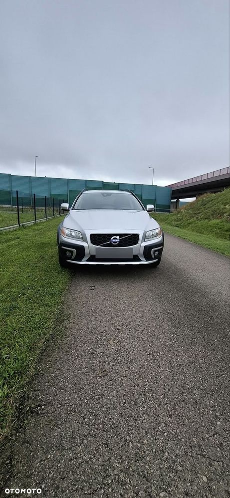 Volvo XC 70 - 8