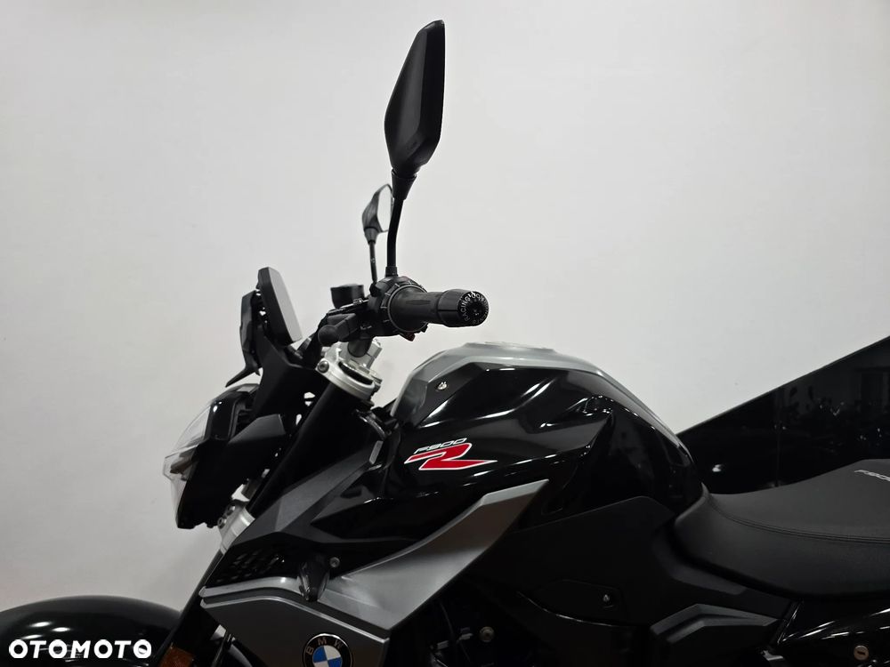 BMW F - 20