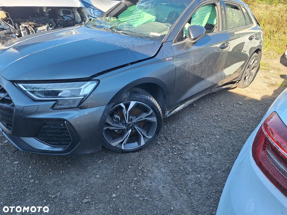 Audi A3 Sportback 2.0 TDI (clean diesel) S tronic S line Sportpaket - 12