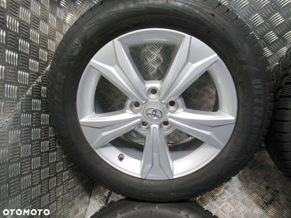 Koła Toyota C-HR 6,5Jx17 et45 5x114,3 CZUJNIKI zima 7,5mm - 4