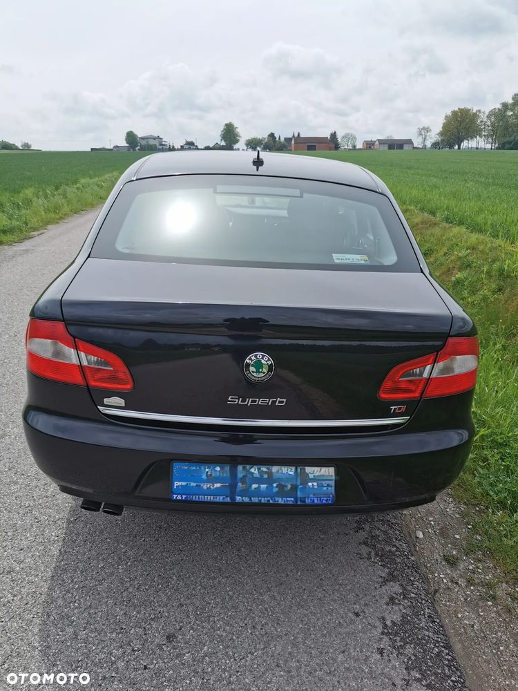 Skoda Superb 2.0 TDI Comfort - 4