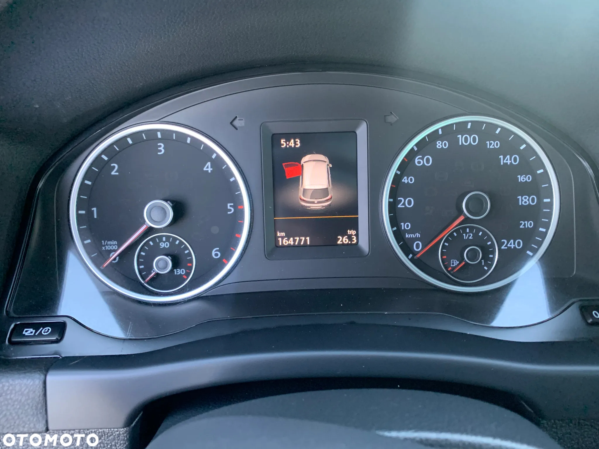 Volkswagen Tiguan 2.0 TDI SCR (BlueMotion Technology) Comfortline - 17