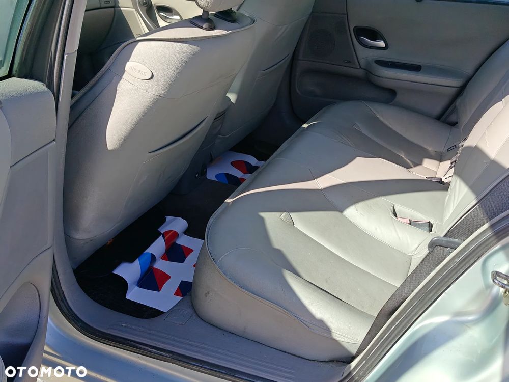 Renault Laguna 1.8 Automatik Initiale - 11