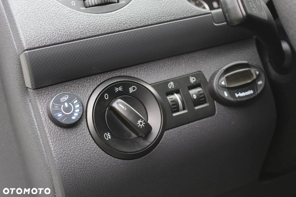 Volkswagen Caddy - 12