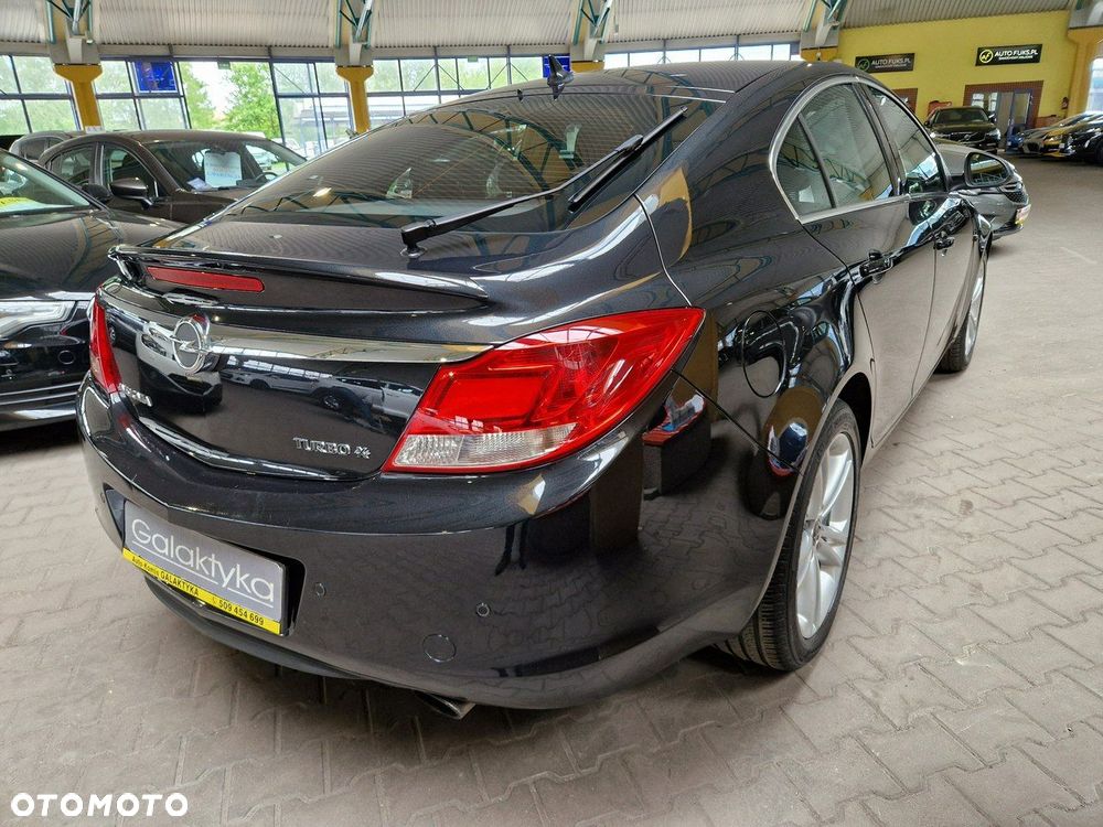 Opel Insignia - 8