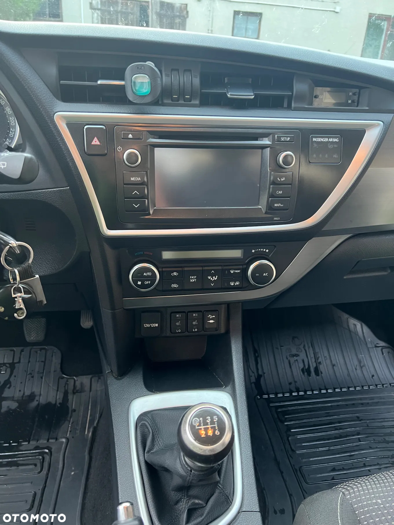 Toyota Auris - 9