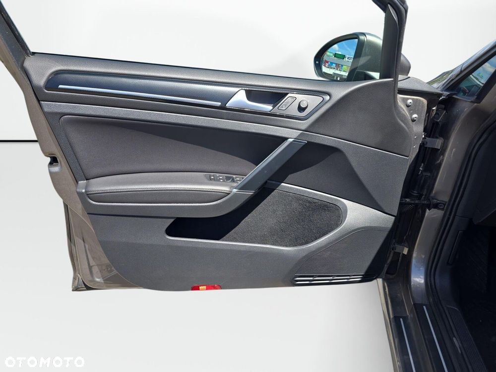 Volkswagen Golf - 13