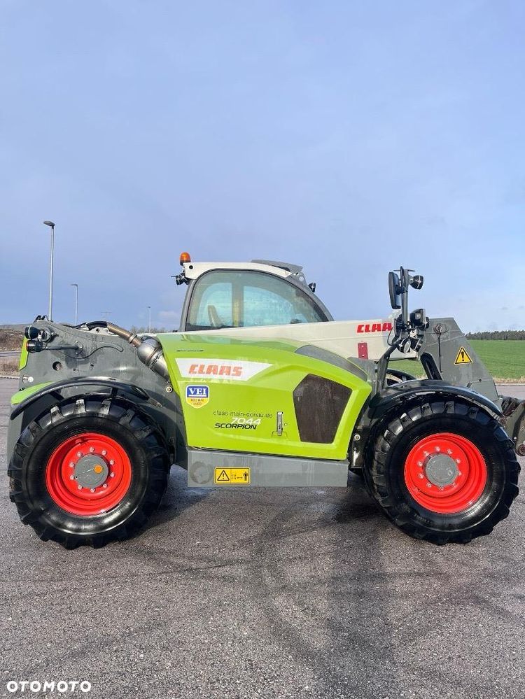 Claas 7044 Scorpion - 2