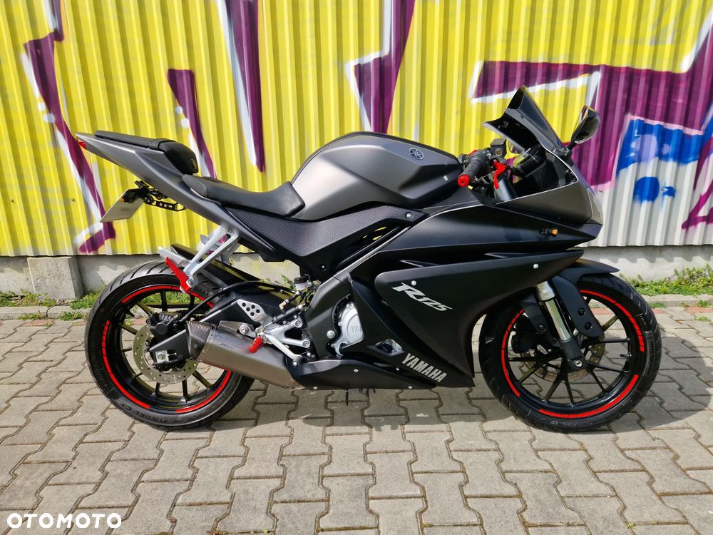 Yamaha YZF - 5