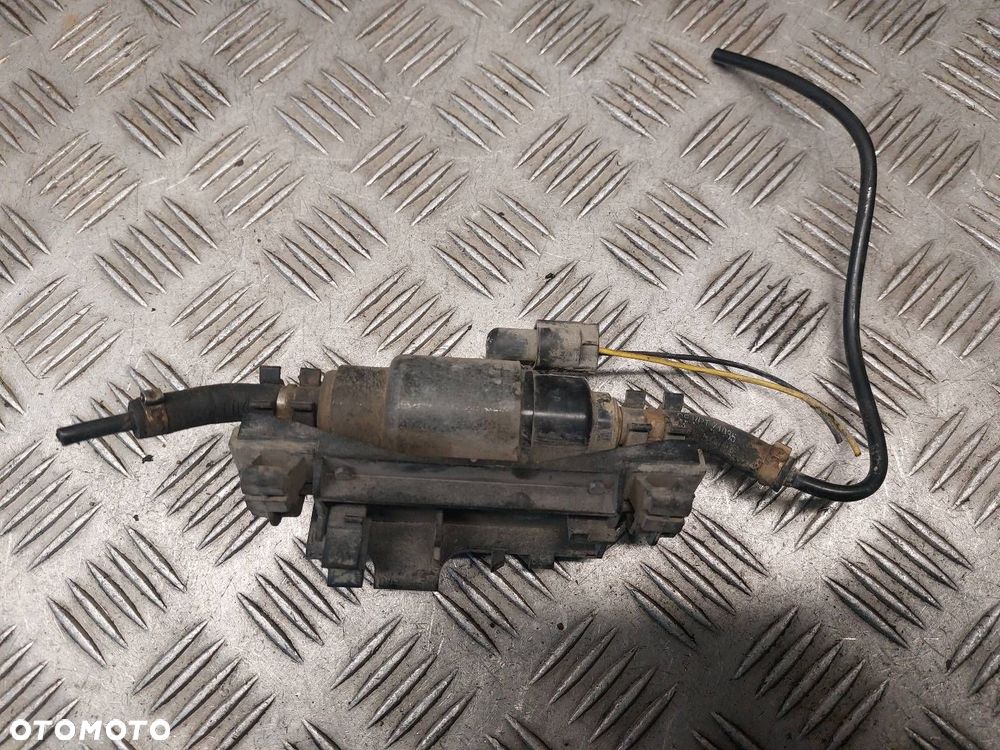 POMPKA PALIWA WEBASTO VOLKSWAGEN TOURAN I 2.0 TDI - 1