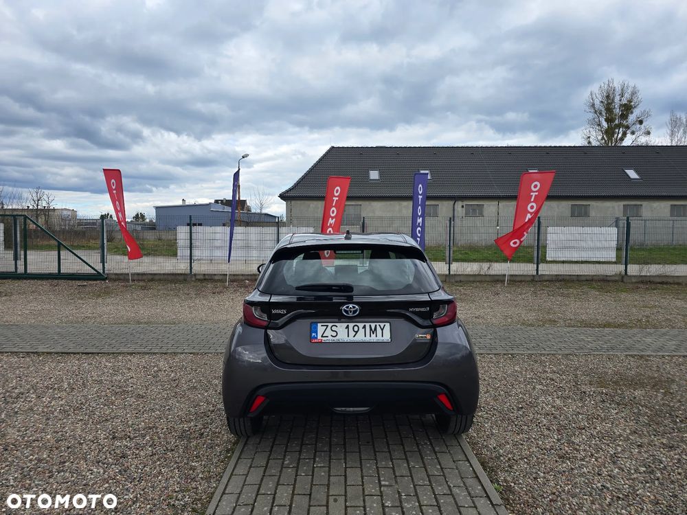 Toyota Yaris - 7