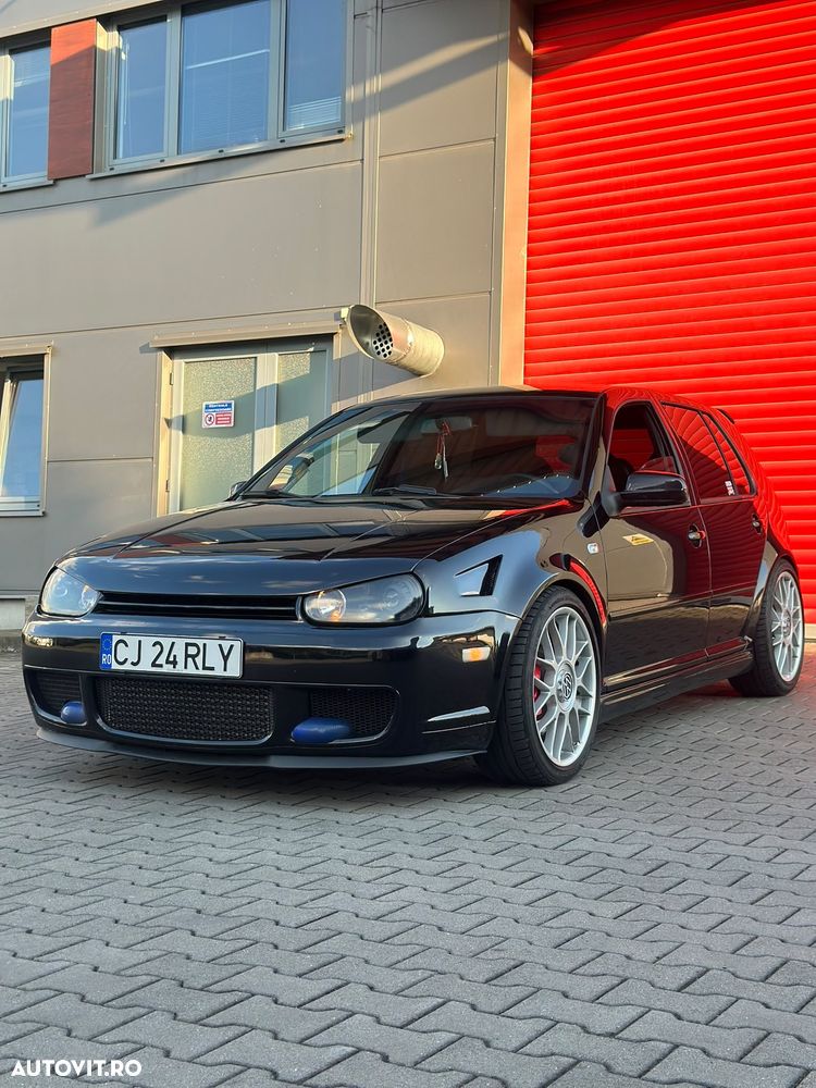 Volkswagen Golf - 2