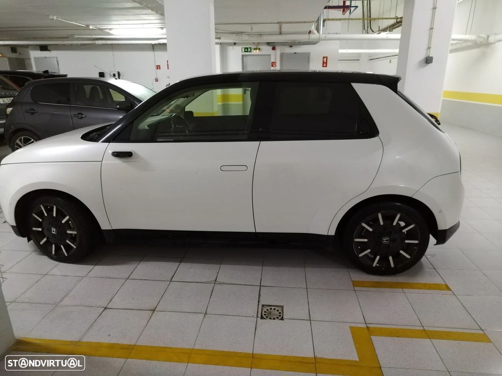 Honda e Advance (17") - 8