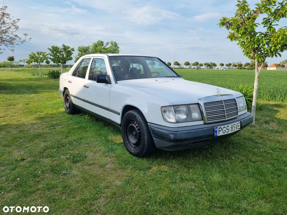 Mercedes-Benz W124 (1984-1993) - 1