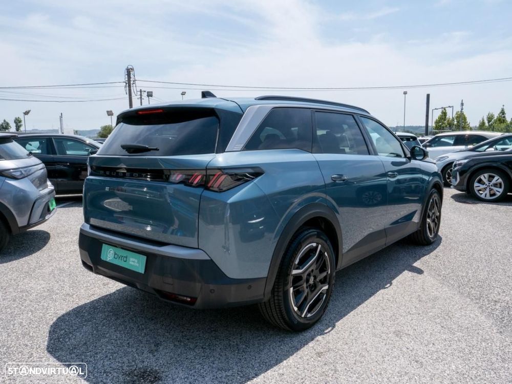 Peugeot E-5008 73 kWh Allure - 17