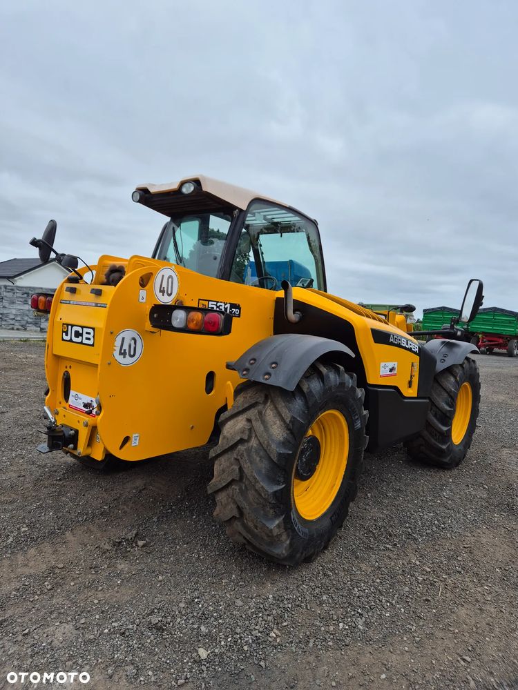 JCB - 4