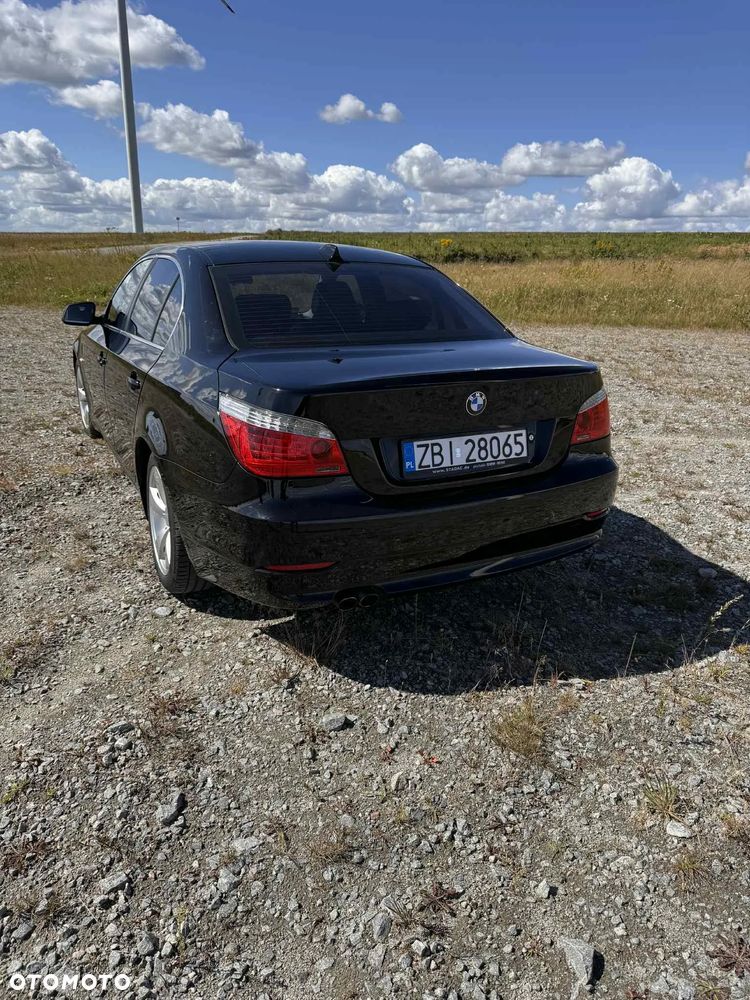 BMW Seria 5 525d - 5