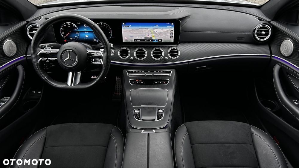 Mercedes-Benz Klasa E - 22