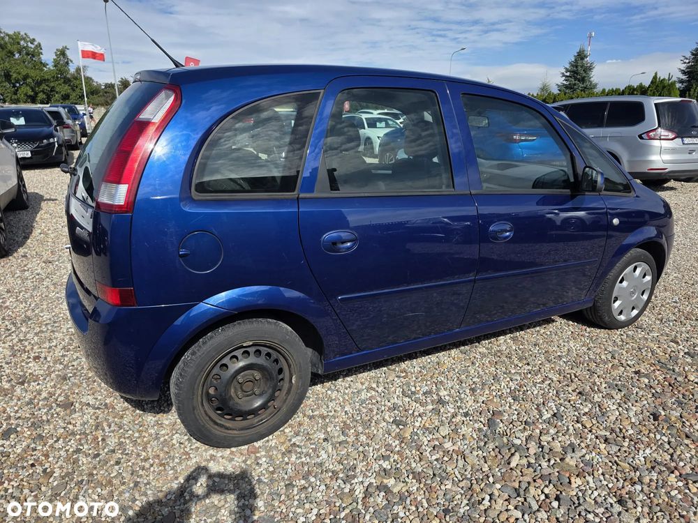 Opel Meriva 1.6 16V Essentia - 21