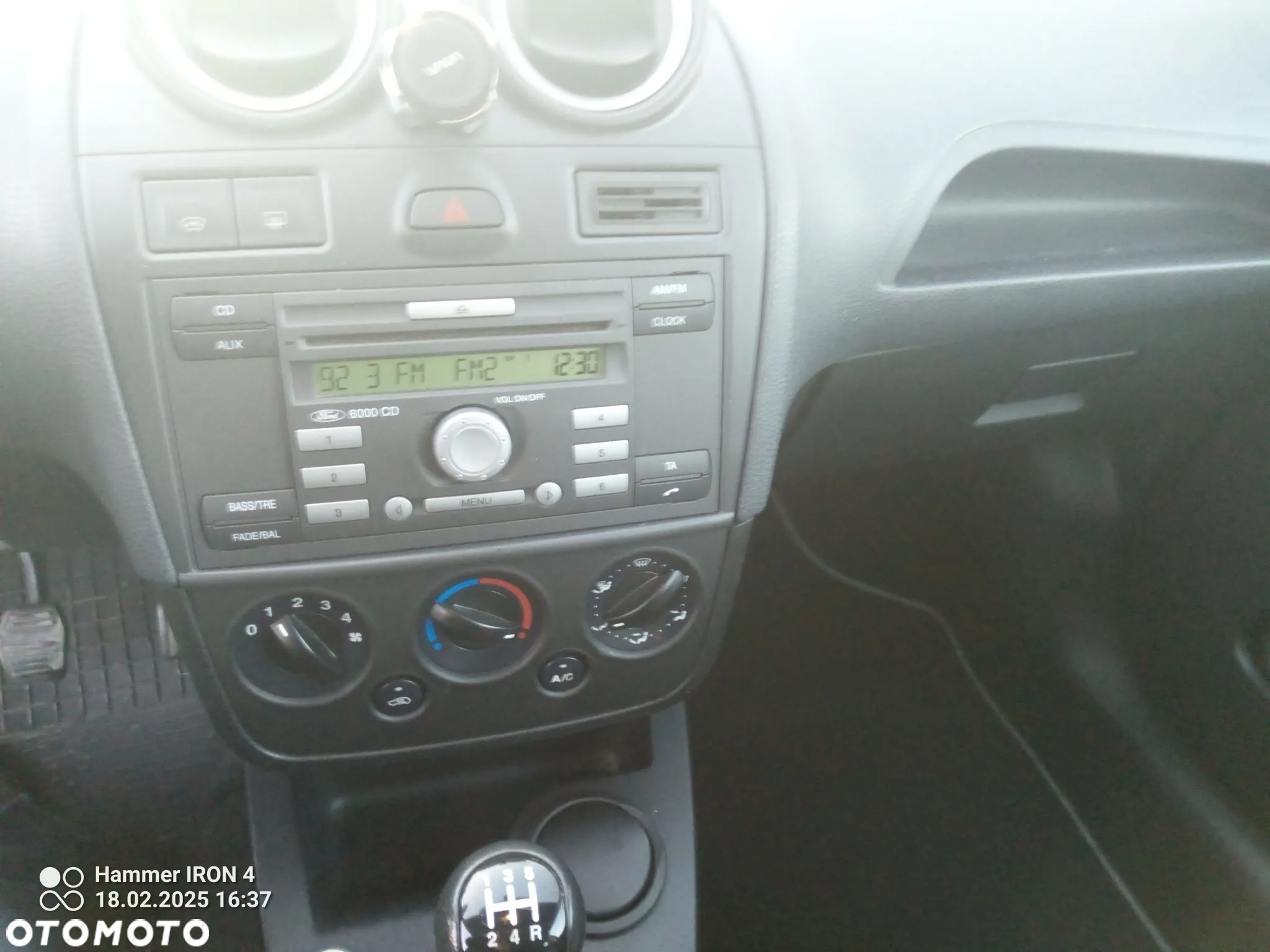 Ford Fiesta 1.3 Futura - 12