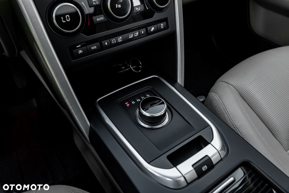 Land Rover Discovery Sport D150 - 37