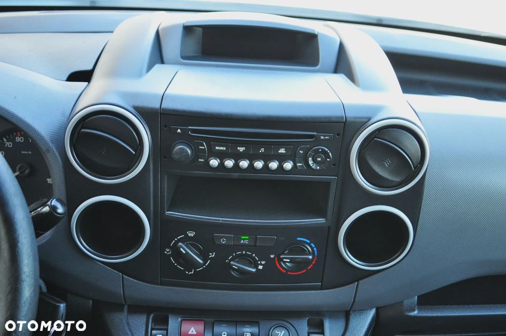 Citroën BERLINGO II - 19