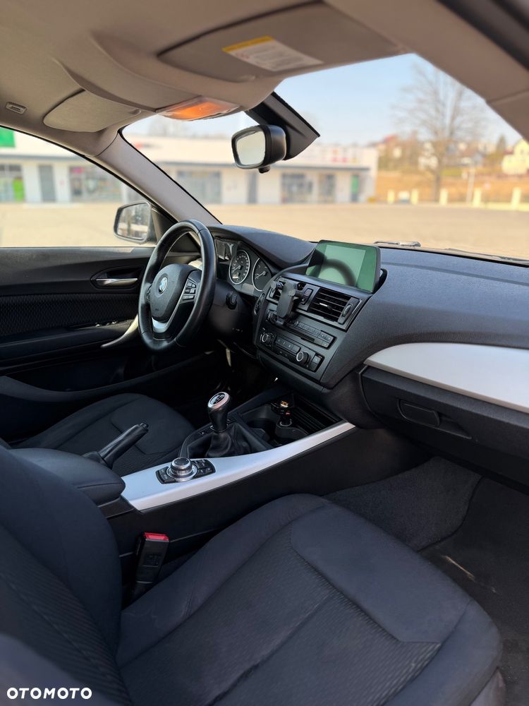 BMW Seria 1 116d - 12