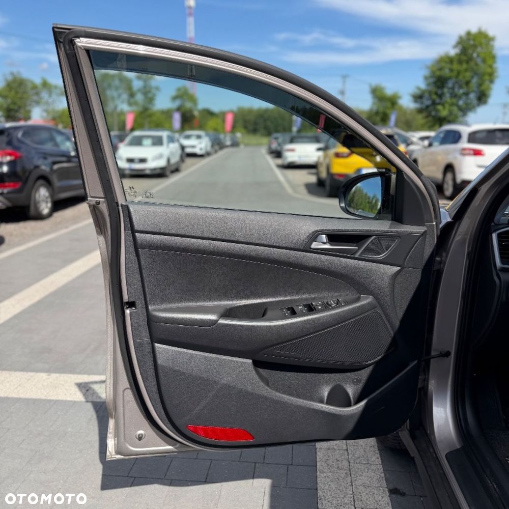 Hyundai Tucson - 16