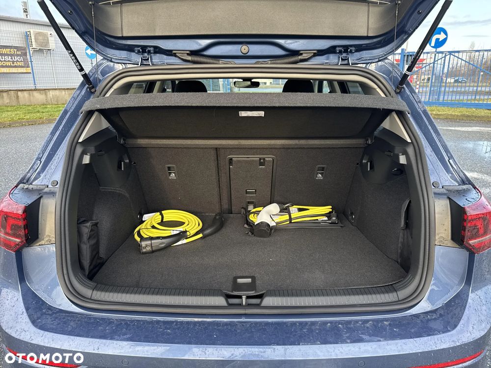 Volkswagen Golf 1.5 TSI EHybrid PHEV 150kW Life Plus DSG - 21