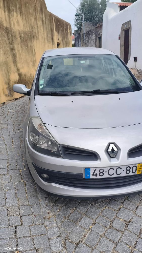 Renault Clio 1.2 16V Dynamique - 8