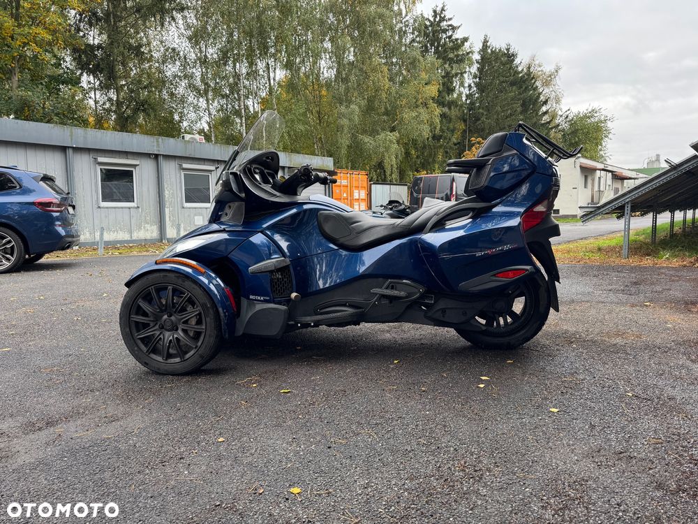 Can-Am Spyder - 5