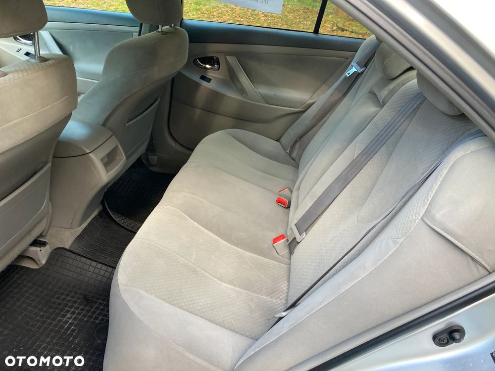 Toyota Camry 3.5 V6 SE - 8