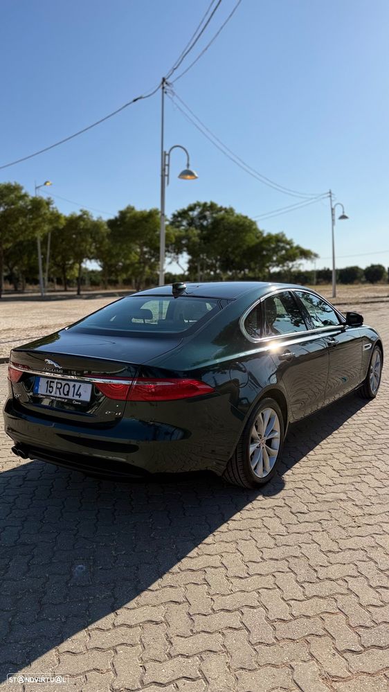 Jaguar XF 2.0 D Prestige Aut. - 4