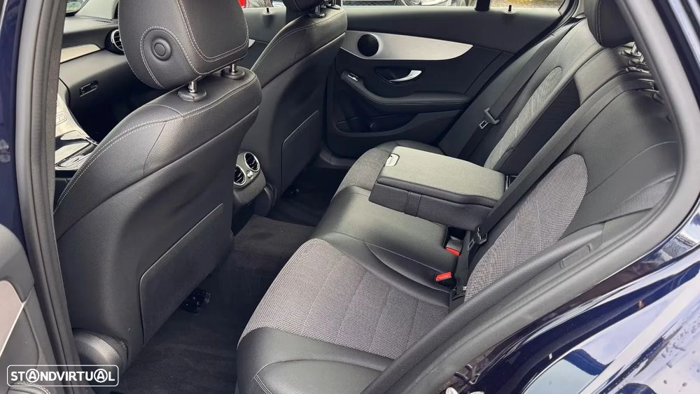 Mercedes-Benz C 300 de Avantgarde - 8